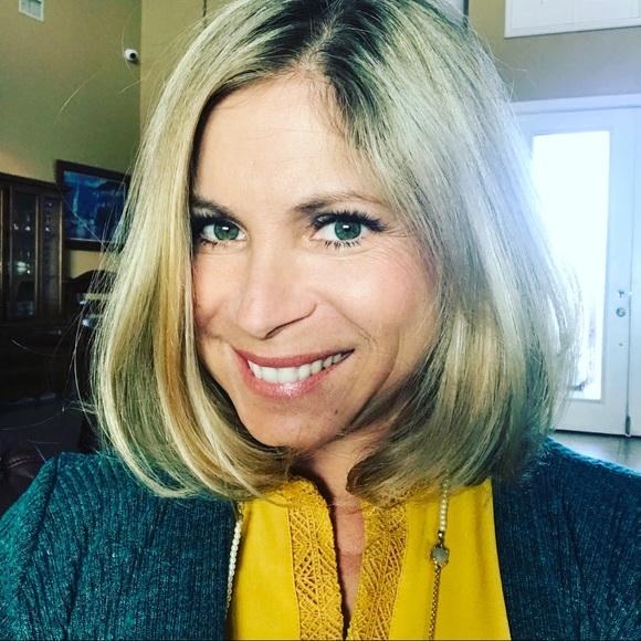 Meet your Posher, Genna - Picture 1 of 1